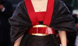 女王打ta怎么出装,打造无敌战力