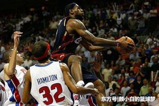 詹姆斯突破加点,揭秘篮球场上的速度与激情 詹姆斯突破加点,揭秘篮球场上的速度与激情